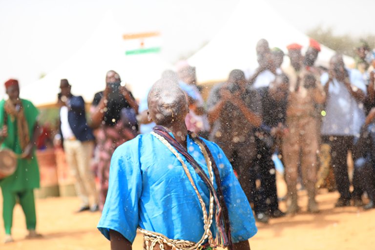 LA TROUPE DE TORODI (24)